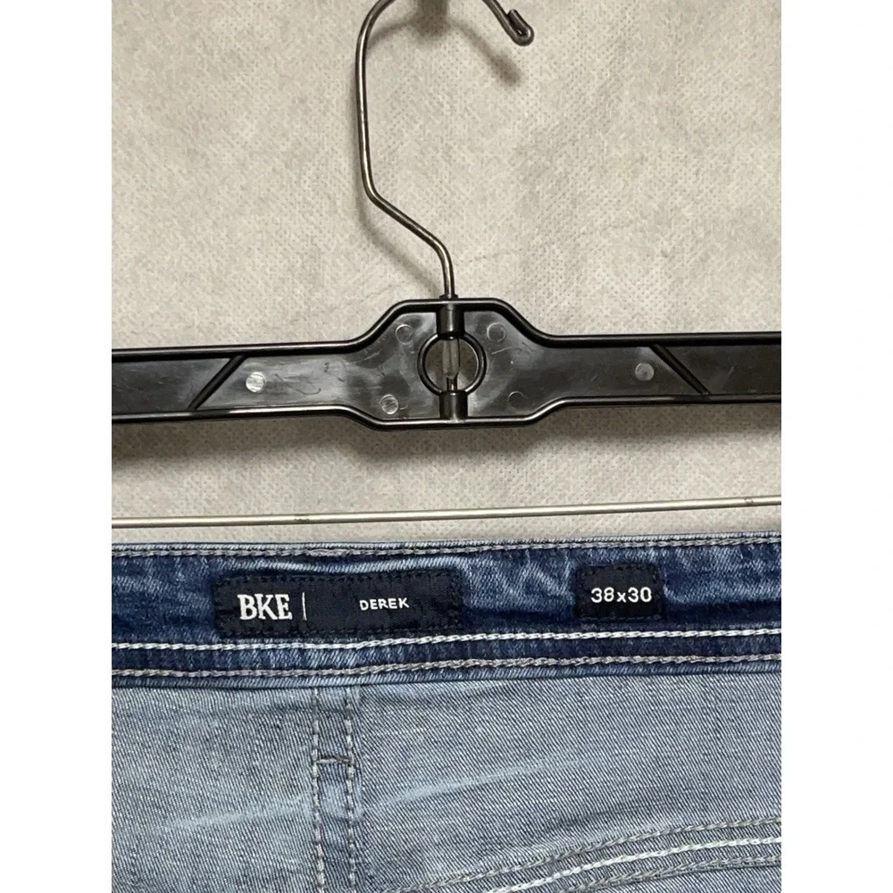 BKE Jeans Men 38x30 Blue Buckle Stone Wash Derek Straight Cowboy Whisker Preppy